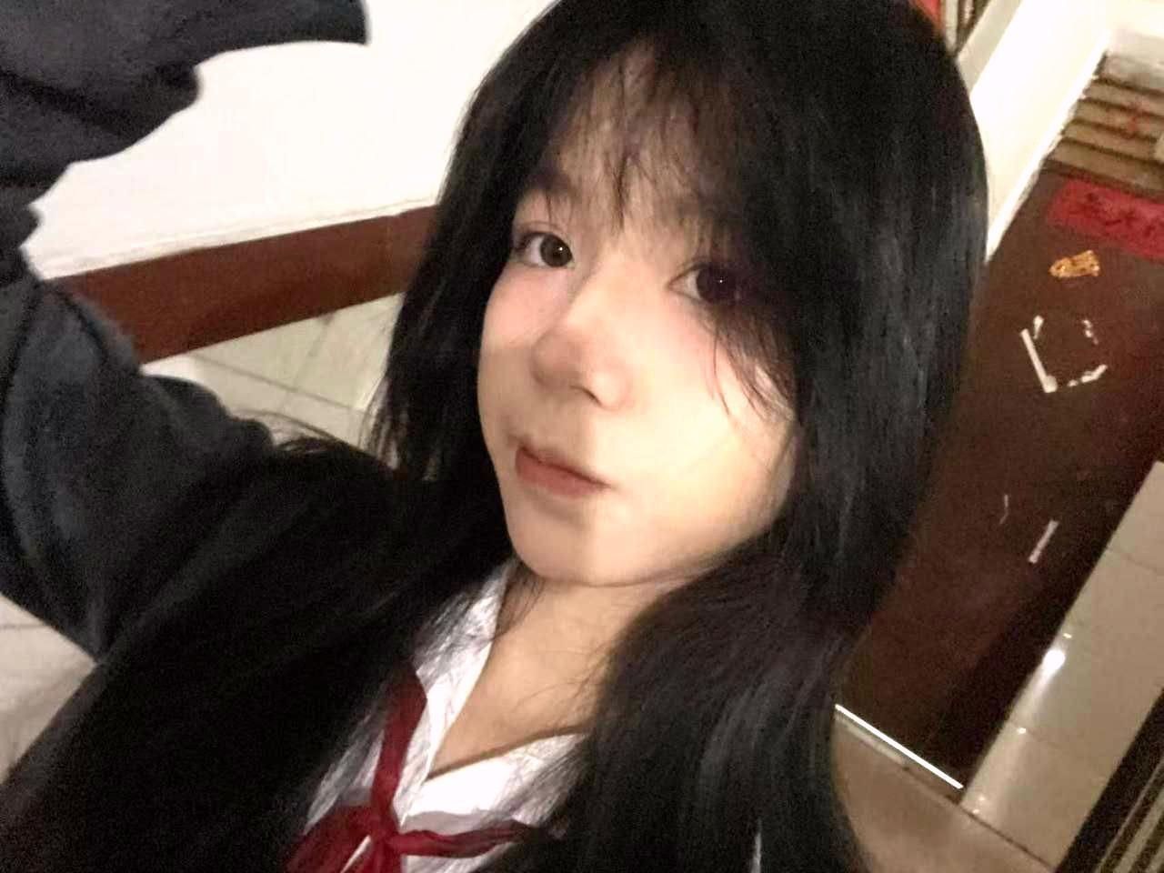 嫩妹JK马丹妮泄密视图