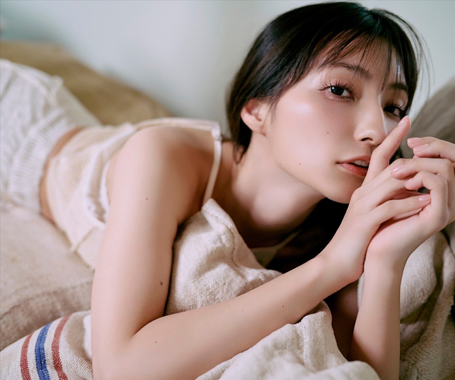 高野麻里佳 写真集 embrace 「My Girl」