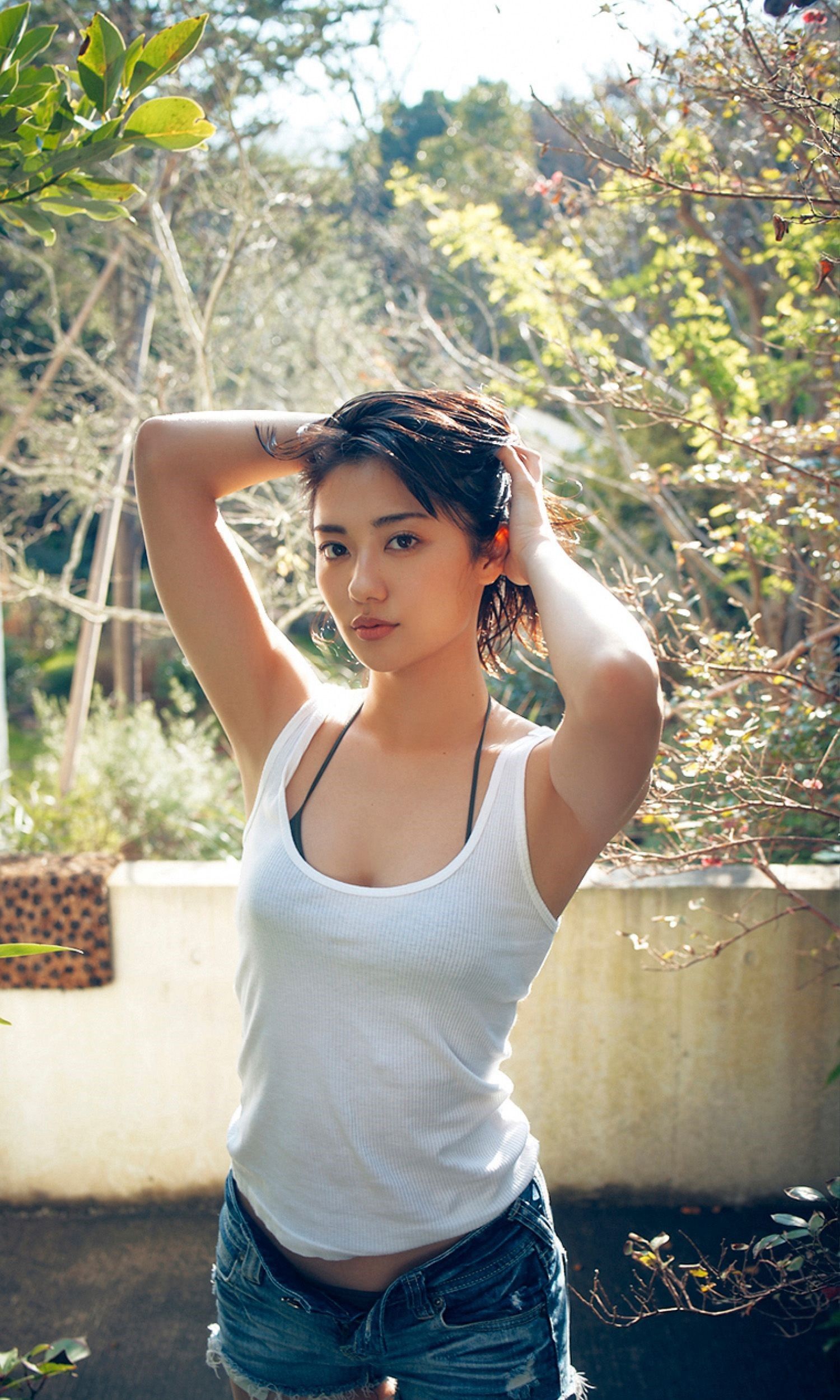PhotoBook  奥山かずさ「平成最後のニューヒロイン」