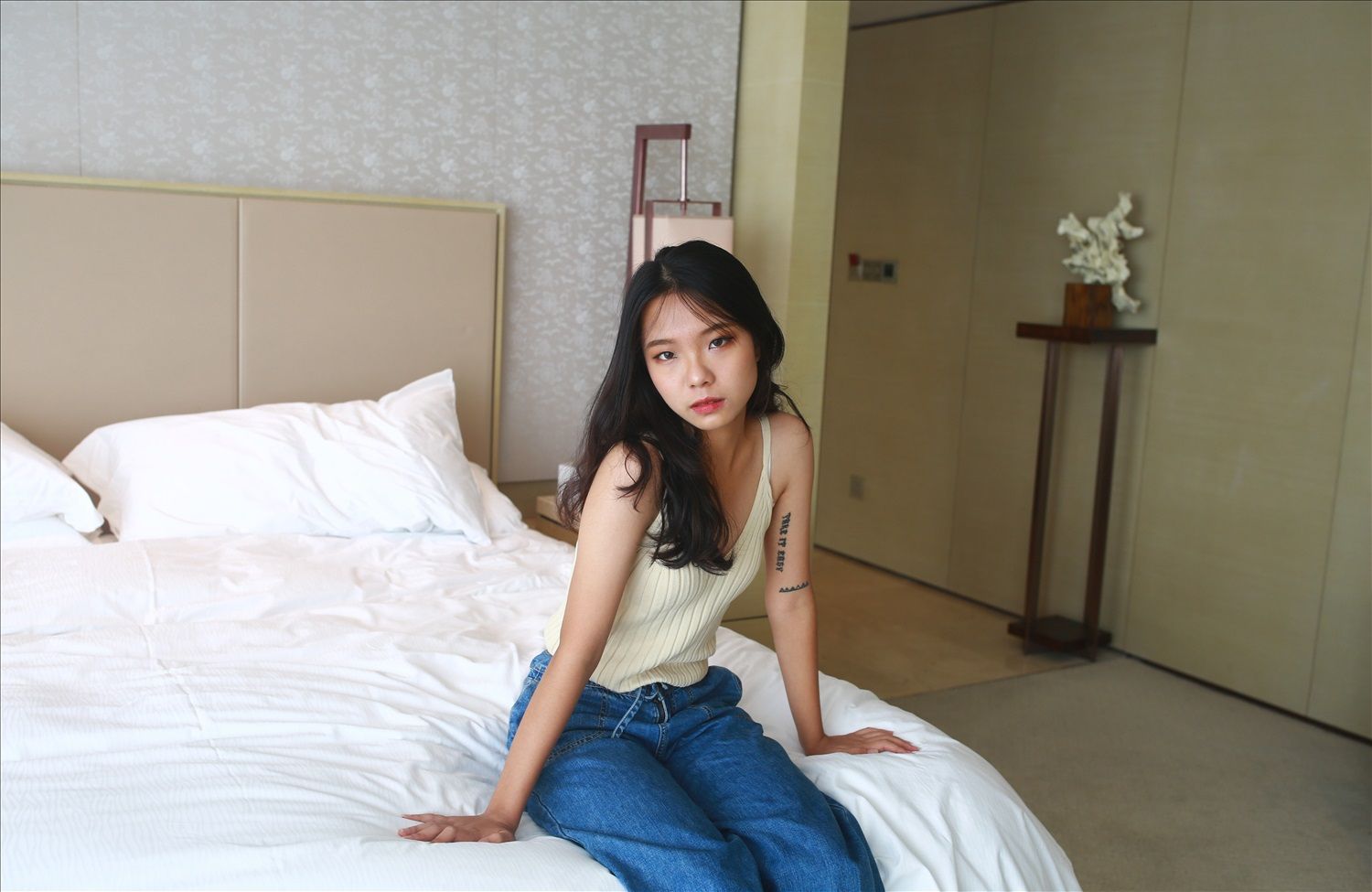 国模黄雅琪大尺度私拍