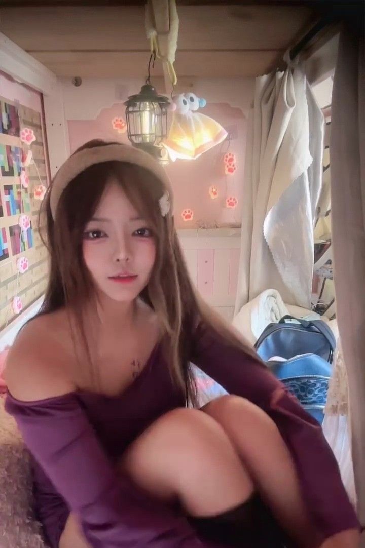 COS系张晚萌线下金主视频合集