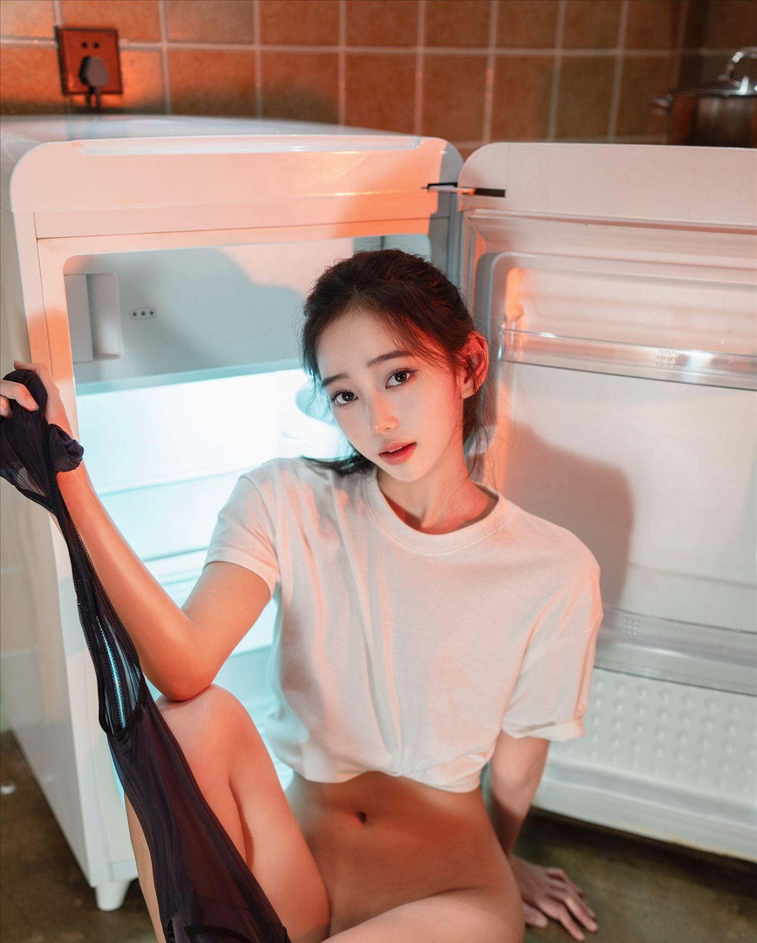 秀人网时安安素颜裸舞私拍